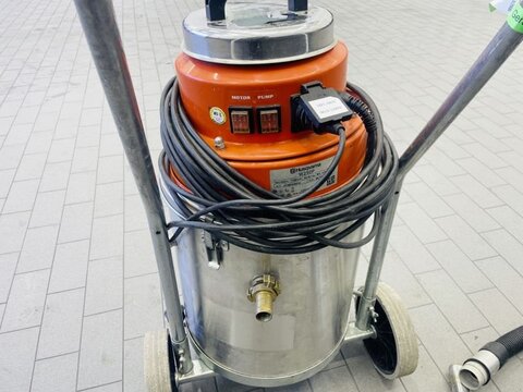 Husqvarna GEBR. WASSERSAUGER W250P 2