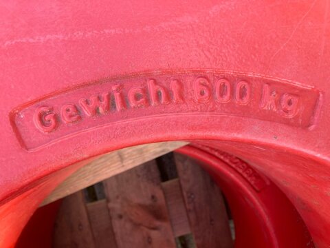 Fendt Radgewichte 2 x 600 KG 3