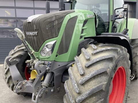 Fendt TRAKTOR FENDT 826 VARIO S4 2
