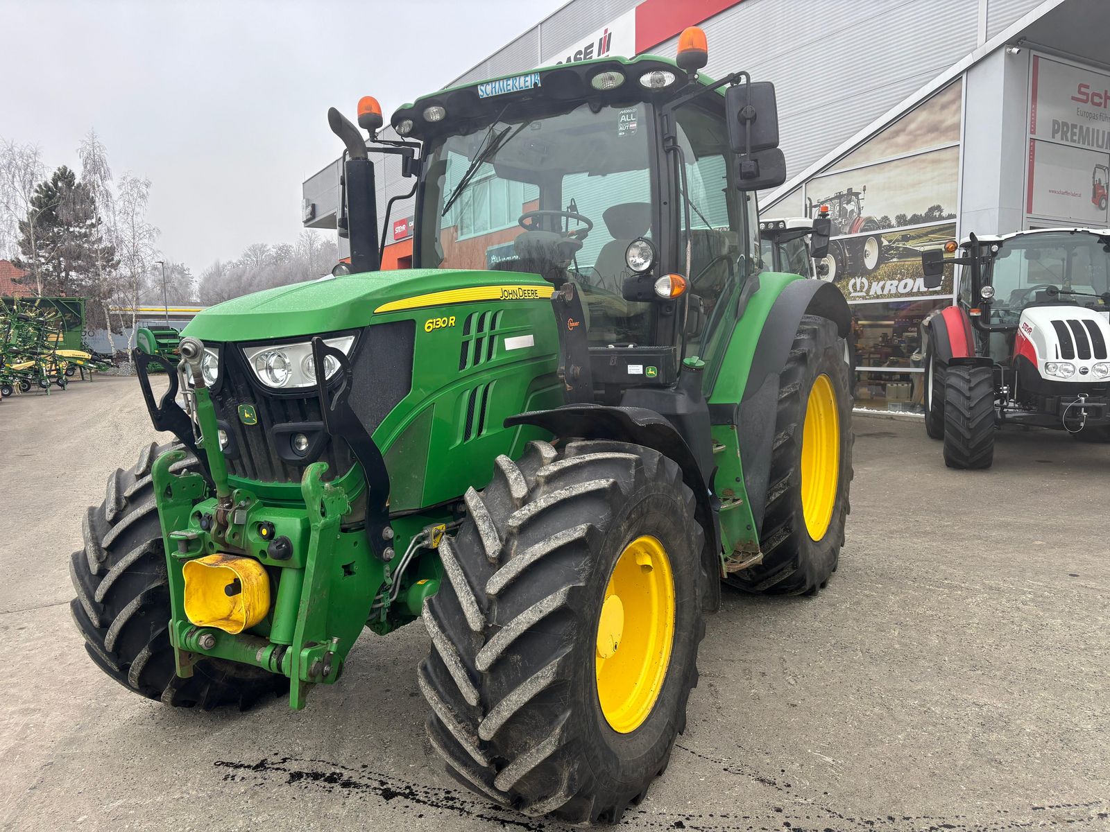 John Deere 6130R 1