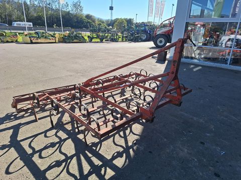 Pöttinger Leichtgrubber