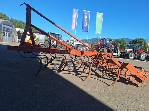 Pöttinger Leichtgrubber