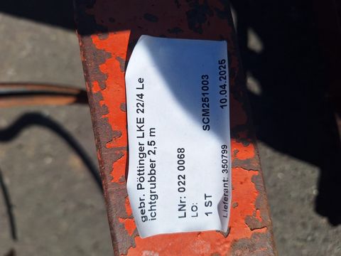 Pöttinger Leichtgrubber