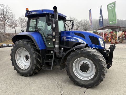New Holland T7510