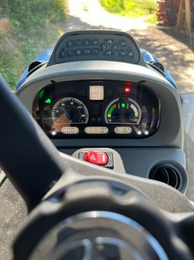 New Holland T5.110 Auto Command (Stage V)