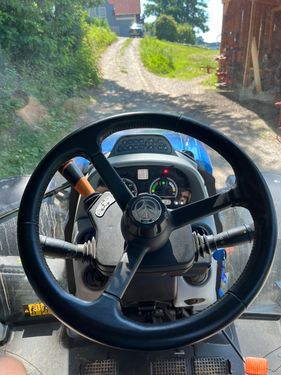 New Holland T5.110 Auto Command (Stage V)