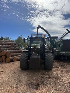 John Deere 6250R