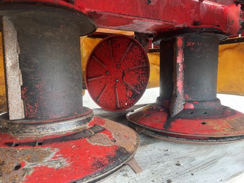 Pöttinger EuroCat 276 Plus Frontmähwerk Trommel