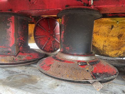 Pöttinger EuroCat 276 Plus Frontmähwerk Trommel