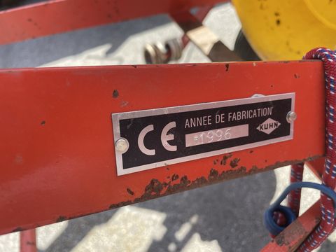 Kuhn GF 3701
