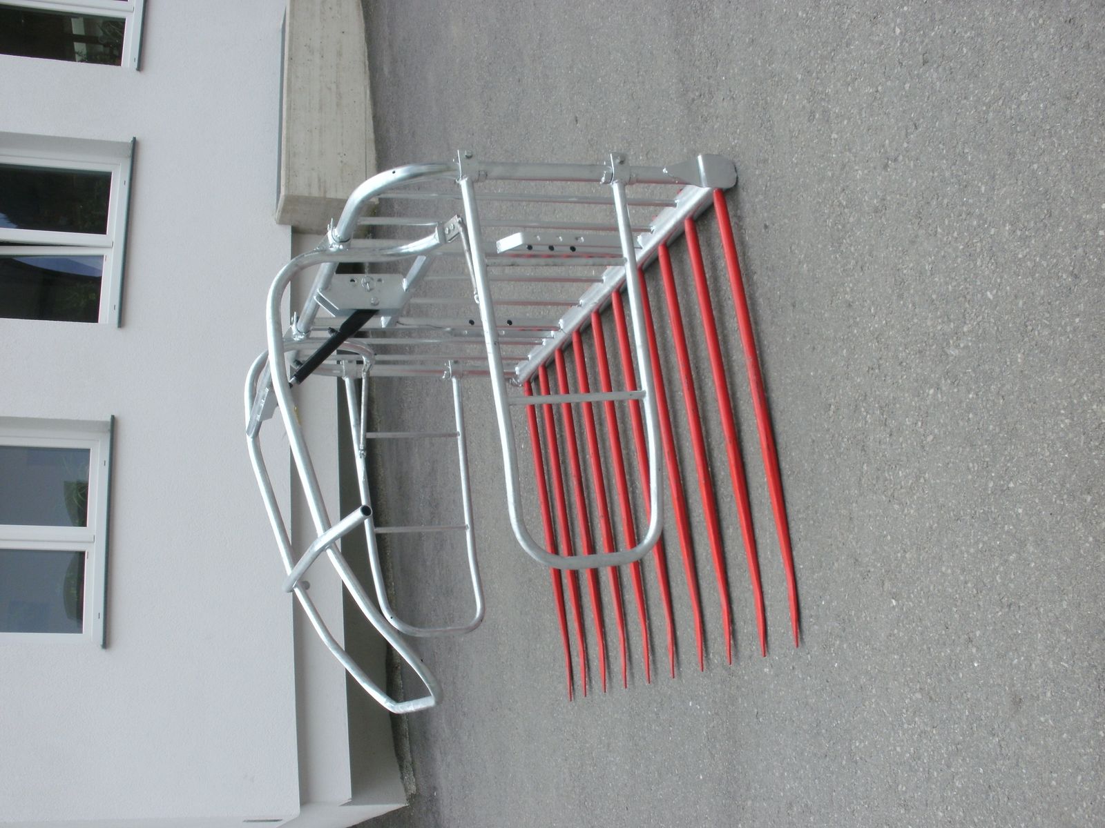 HLM Heuschieber Type 1800 mit hydr. Niederhalter 2