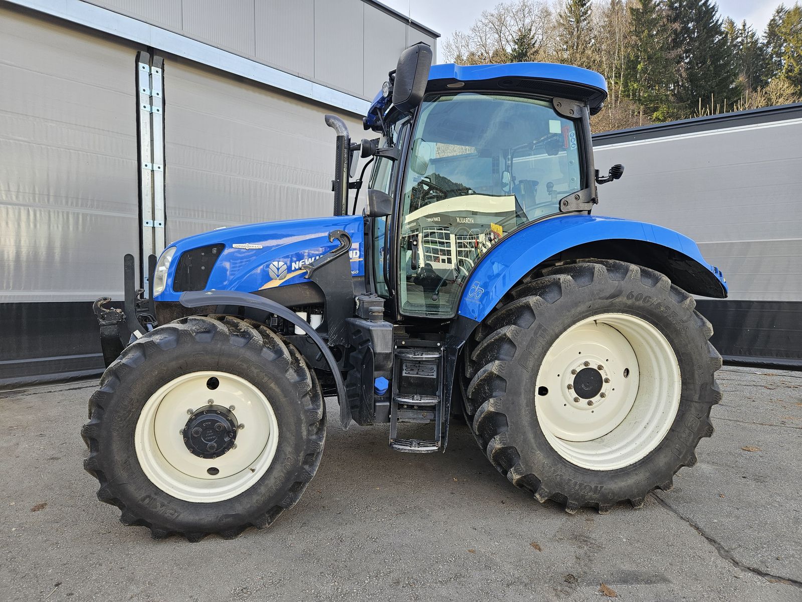 New Holland T6.160 Auto Command 1