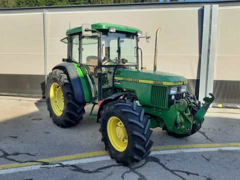 John Deere 5500 A