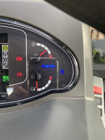 Claas Axos 3.105