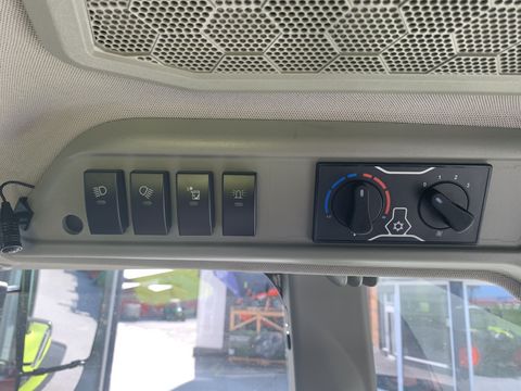 Claas Axos 3.105