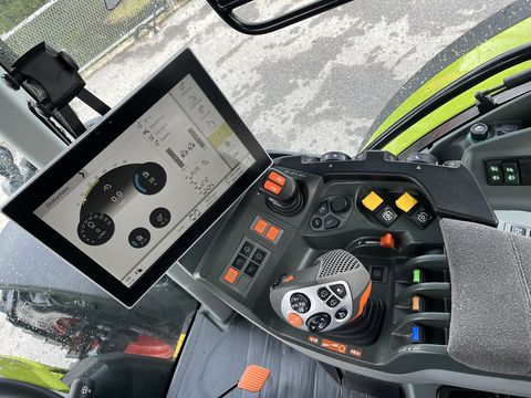 Claas Arion 550 CMATIC CEBIS