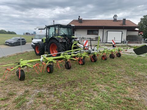Claas Volto 900