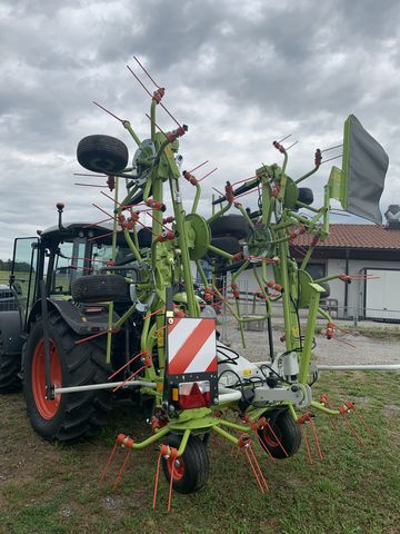 Claas Volto 900