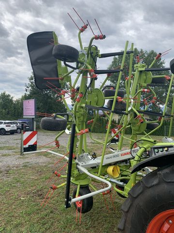 Claas Volto 900