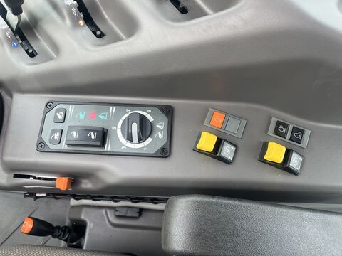 Claas Axos 3.105 Comfort