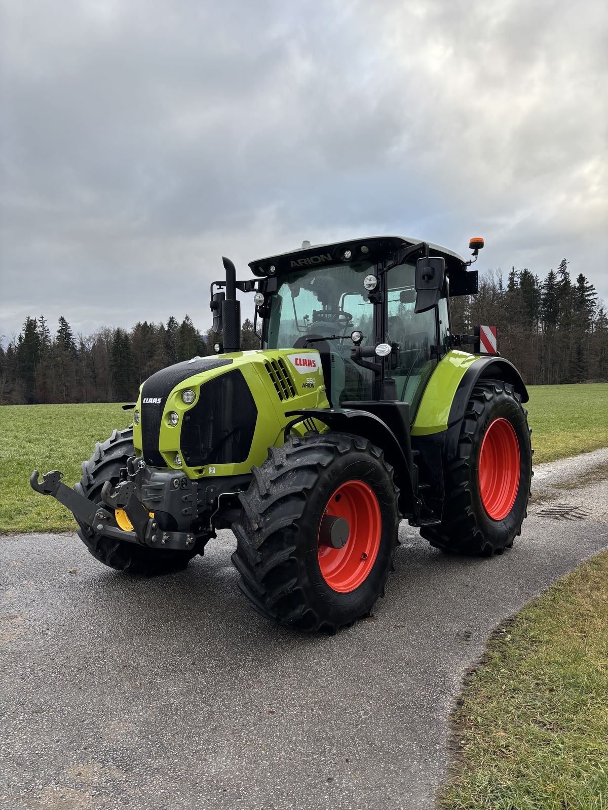 Claas Arion 550 (Stage V) 1