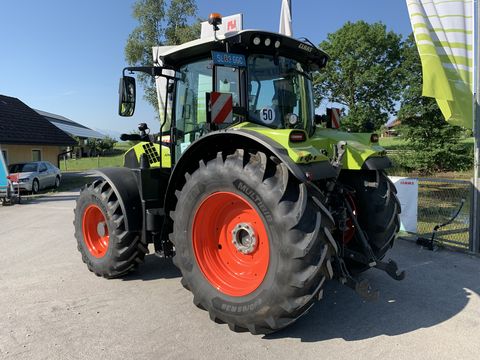 Claas Arion 550 CMATIC