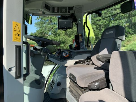Claas Arion 550 CMATIC
