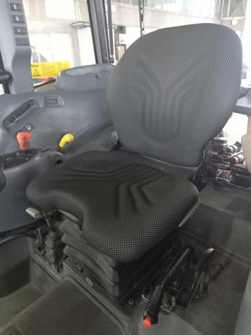 New Holland TN-D 70