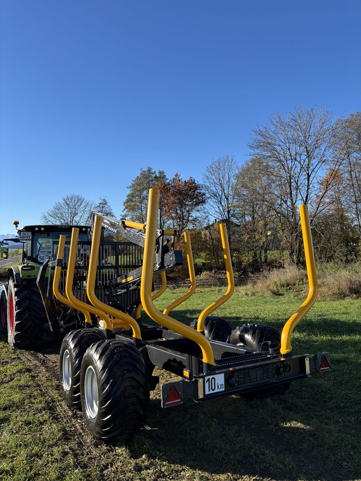 Country Country 110D mit Kran 700 Pro 2