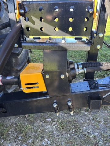 Country Country 110D mit Kran 700 Pro