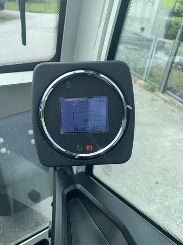 Claas Torion  530