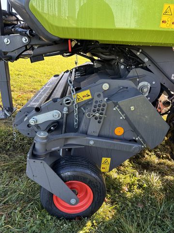 Claas Claas Variant 585 RC