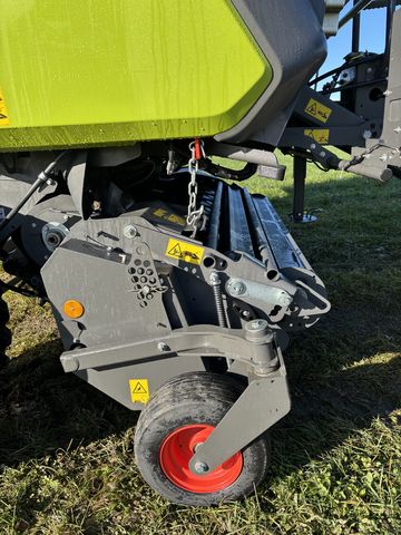 Claas Claas Variant 585 RC