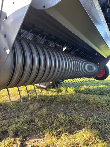 Claas Claas Variant 585 RC