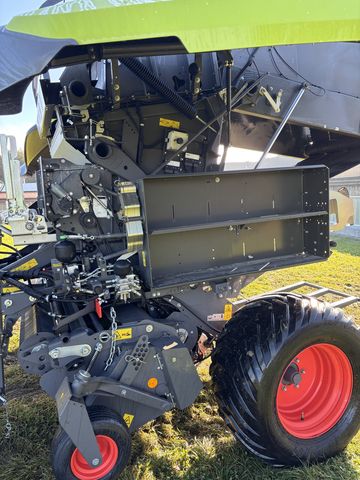 Claas Claas Variant 585 RC