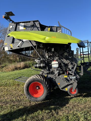 Claas Claas Variant 585 RC