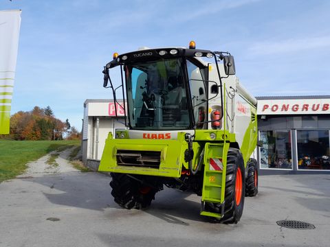 Claas Tucano 320