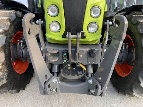 Claas Arion 420