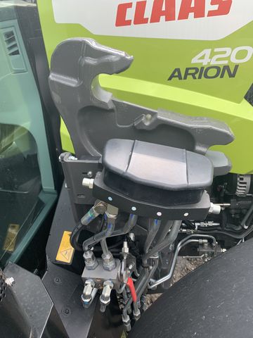 Claas Arion 420 Stage V (CIS)