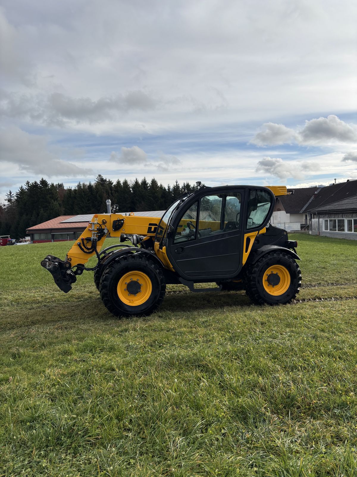 Dieci Dieci Agri Farmer 32.6 2