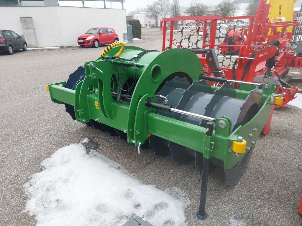 Silowalze mit Hydr.Seitenverschub 3