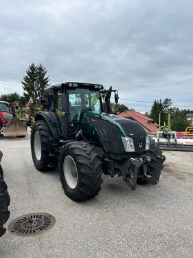 Valtra T 153 HiTech