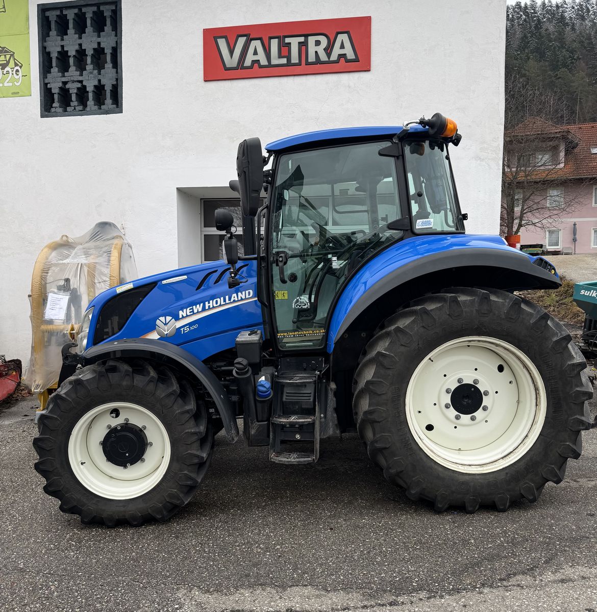 New Holland T5.100 Electro Command 2