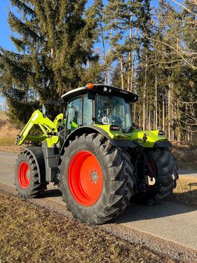 Claas Arion 650 CMATIC