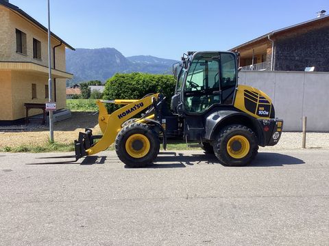 Komatsu WA 100