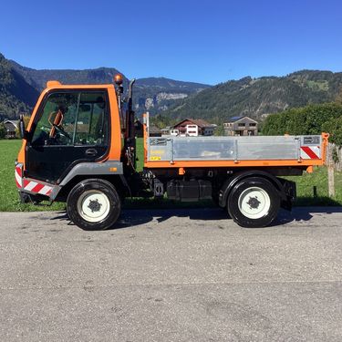 Lindner ++ Unitrac 82S mit Dreiseitenkipper ++