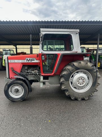 Massey Ferguson 575