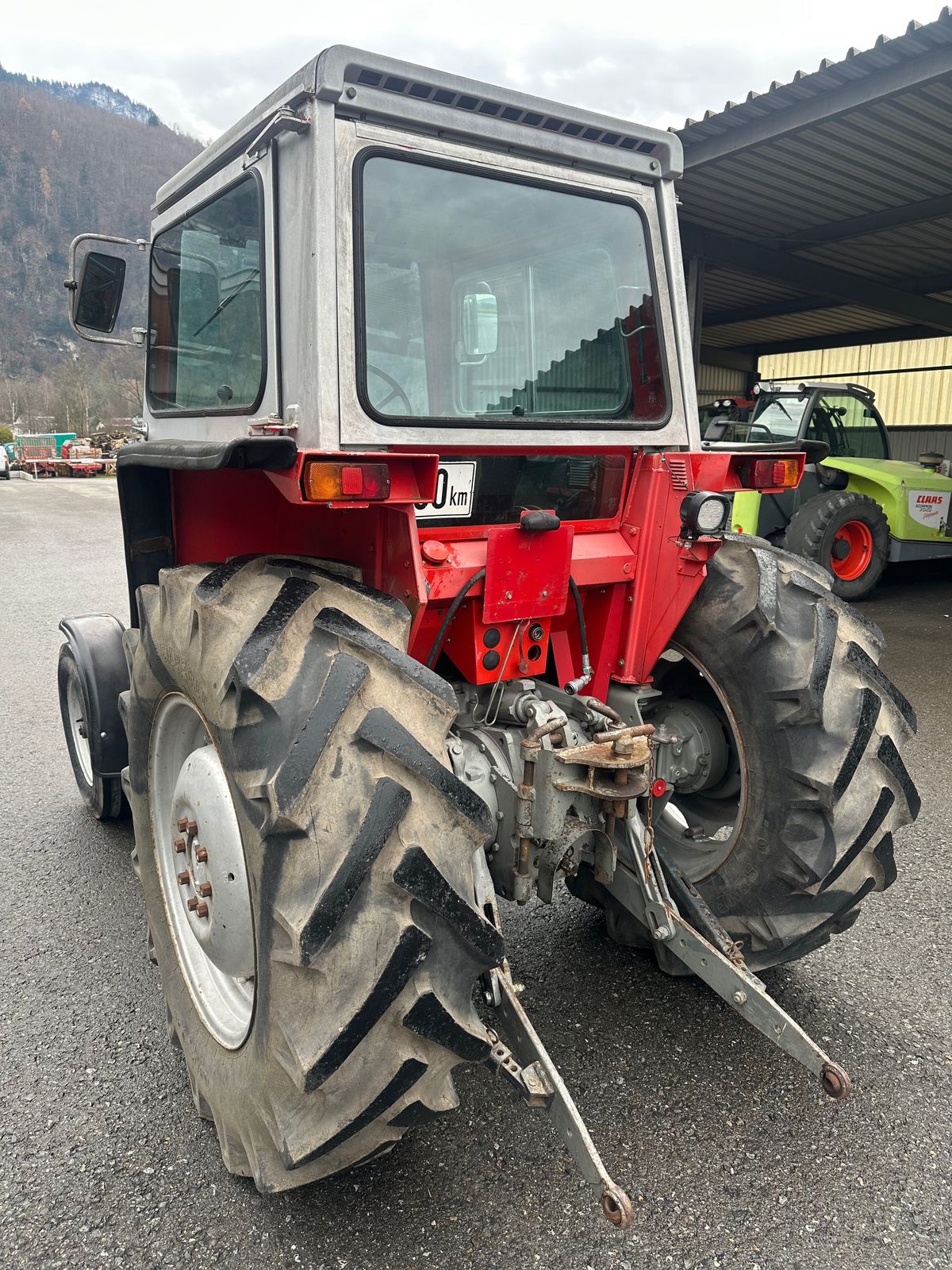 Massey Ferguson 575 3