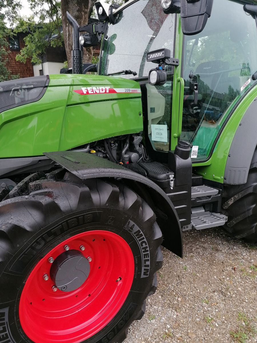 Fendt 209 Vario (Gen3) 2