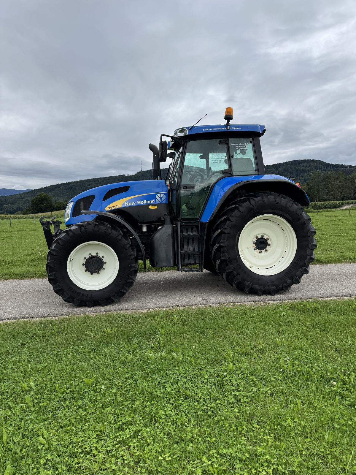 New Holland TV-T 170 Auto Command 3